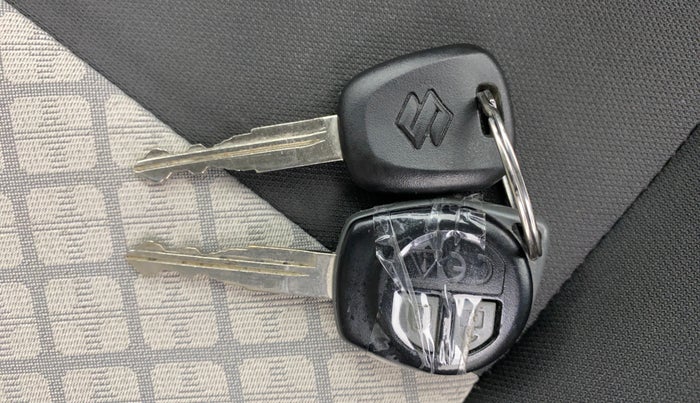 2023 Maruti Alto K10 VXI PLUS AMT, Petrol, Automatic, 989 km, Key Close Up