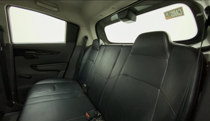 2018 Mahindra KUV 100 NXT K2 D 6S, Diesel, Manual, 57,422 km, Right Side Rear Door Cabin