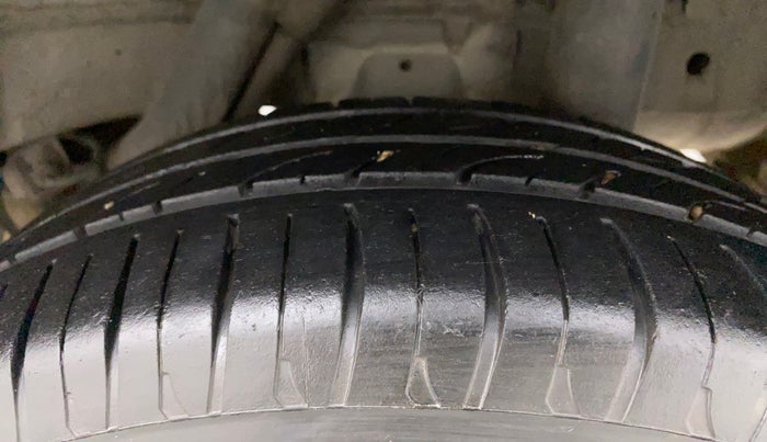 2018 Mahindra KUV 100 NXT K2 D 6S, Diesel, Manual, 57,422 km, Left Rear Tyre Tread