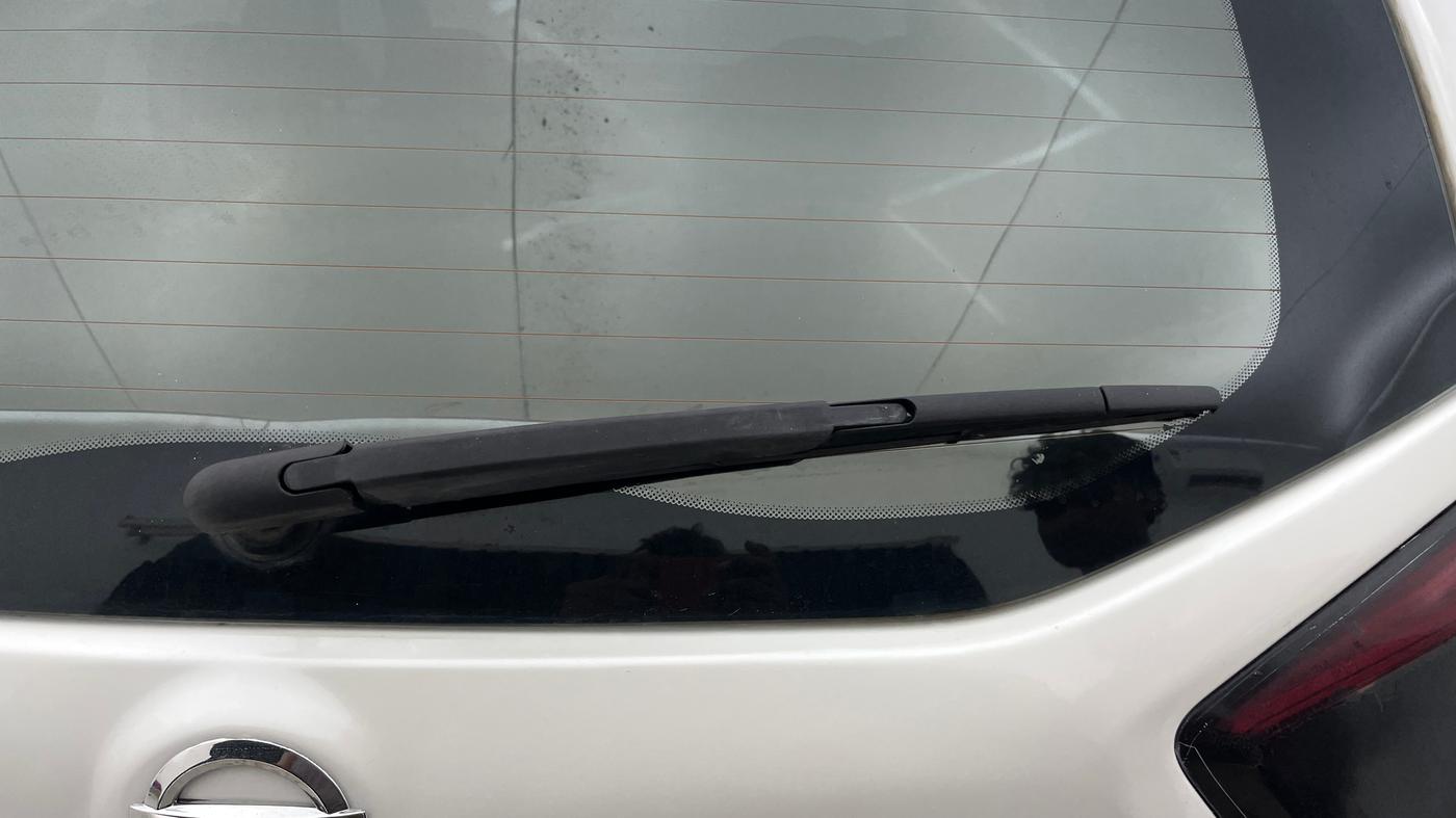 2015 Nissan Terrano XL O (D), Diesel, Manual, 91,042 km, Rear Wiper