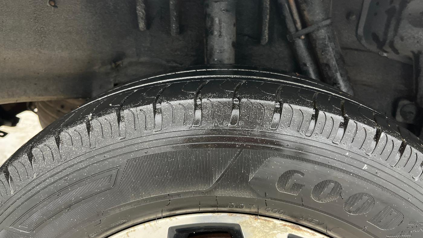 2015 Nissan Terrano XL O (D), Diesel, Manual, 91,042 km, Right Rear Tyre Tread