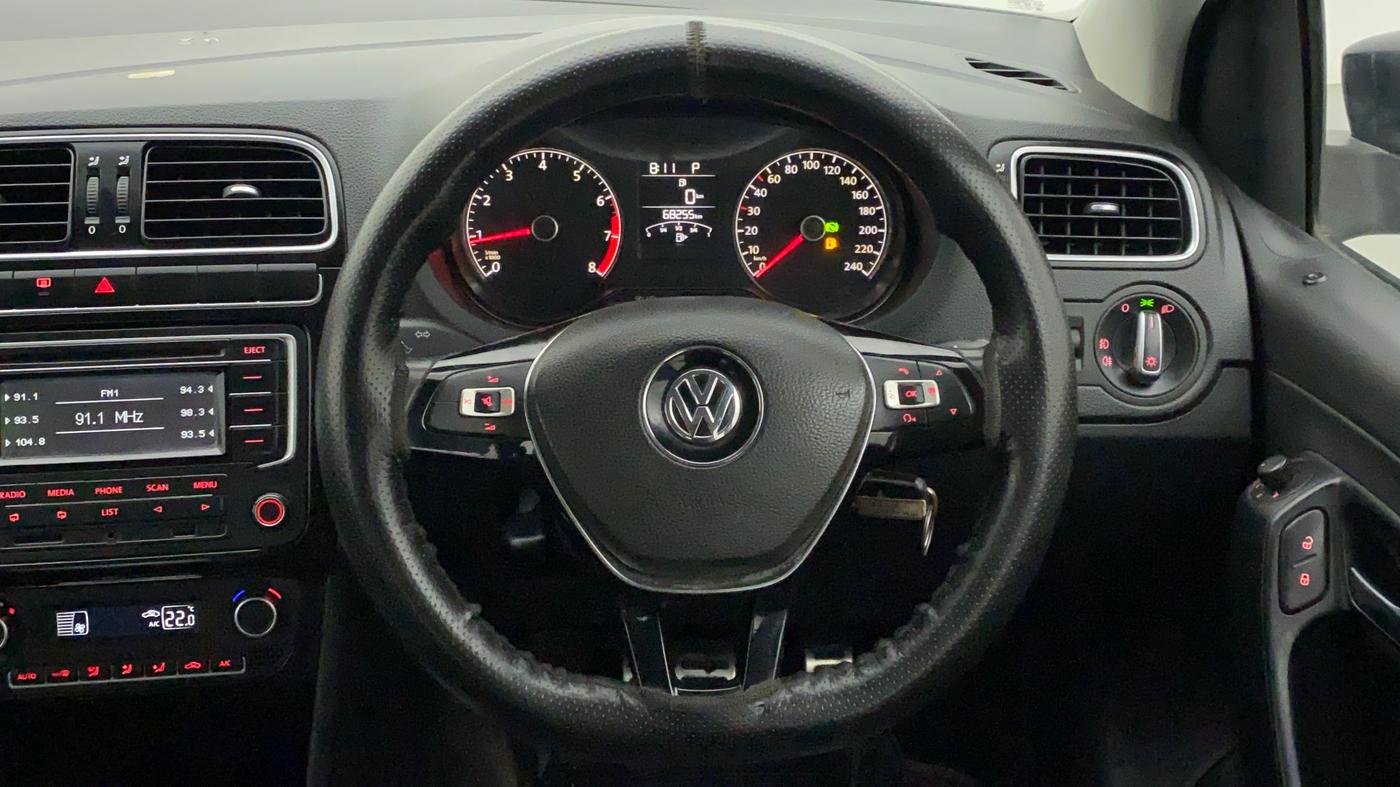 2015 Volkswagen Polo GT TSI AT, Petrol, Automatic, 68,254 km, Steering Wheel Close Up