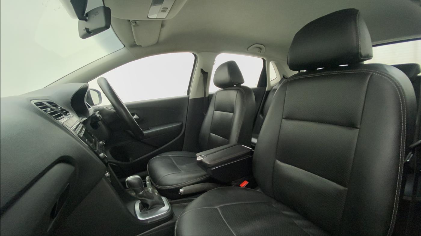 2015 Volkswagen Polo GT TSI AT, Petrol, Automatic, 68,254 km, Right Side Front Door Cabin