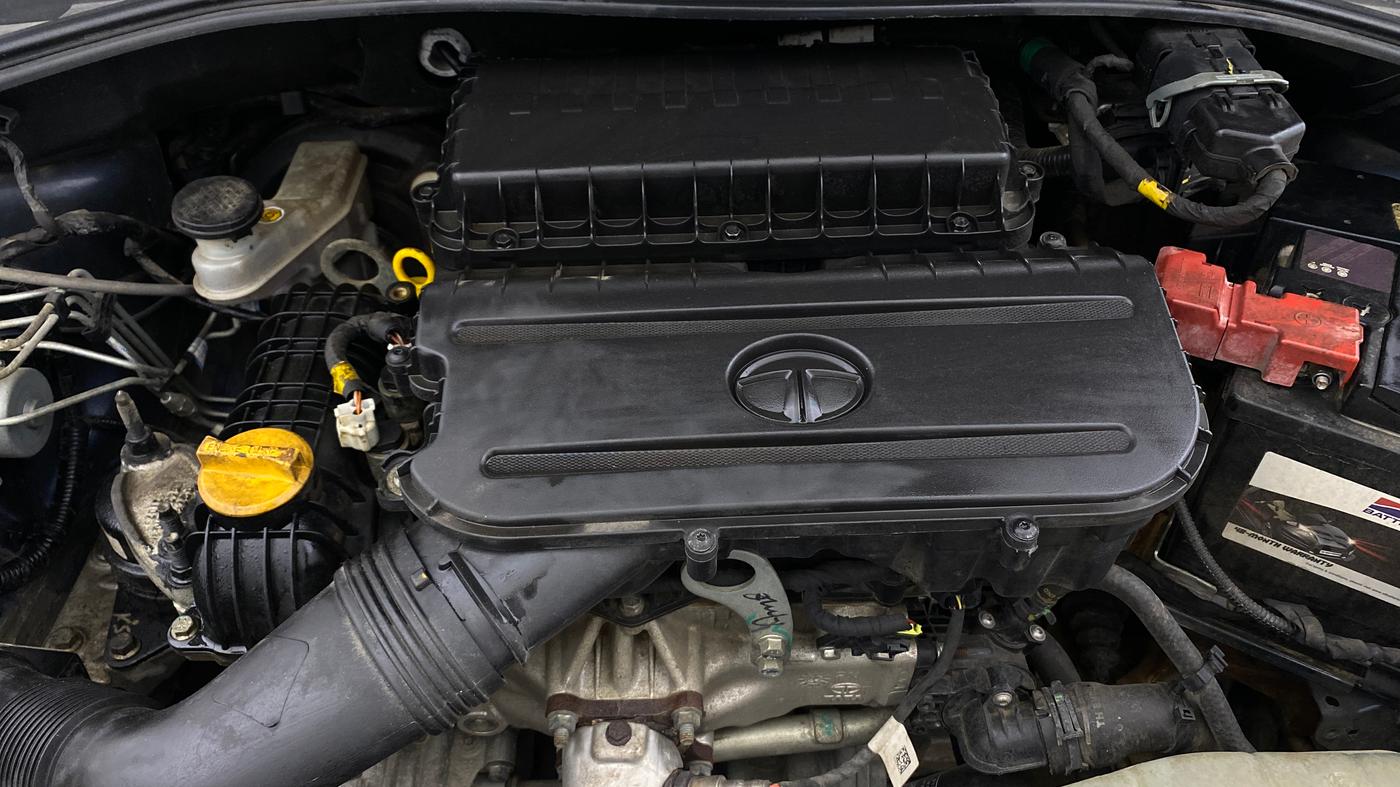 2022 Tata Tiago XZA PLUS PETROL, Petrol, Automatic, 25,470 km, Engine View