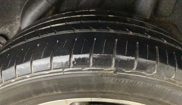 2018 Hyundai Verna 1.6 VTVT SX O, Petrol, Manual, 95,937 km, Left Rear Tyre Tread