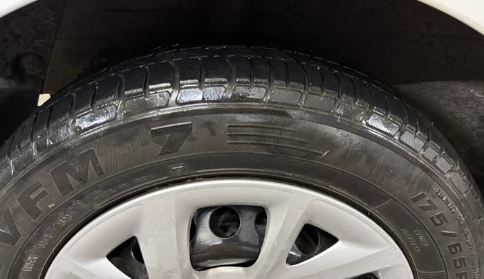 2017 Hyundai Grand i10 SPORTZ 1.2 KAPPA VTVT, Petrol, Manual, 67,634 km, Right Rear Tyre Tread