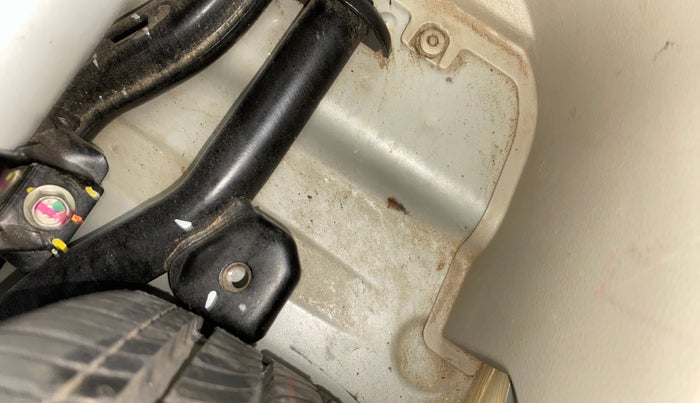 2019 Maruti Celerio VXI (O) CNG, CNG, Manual, 27,436 km, Boot floor - Slight discoloration