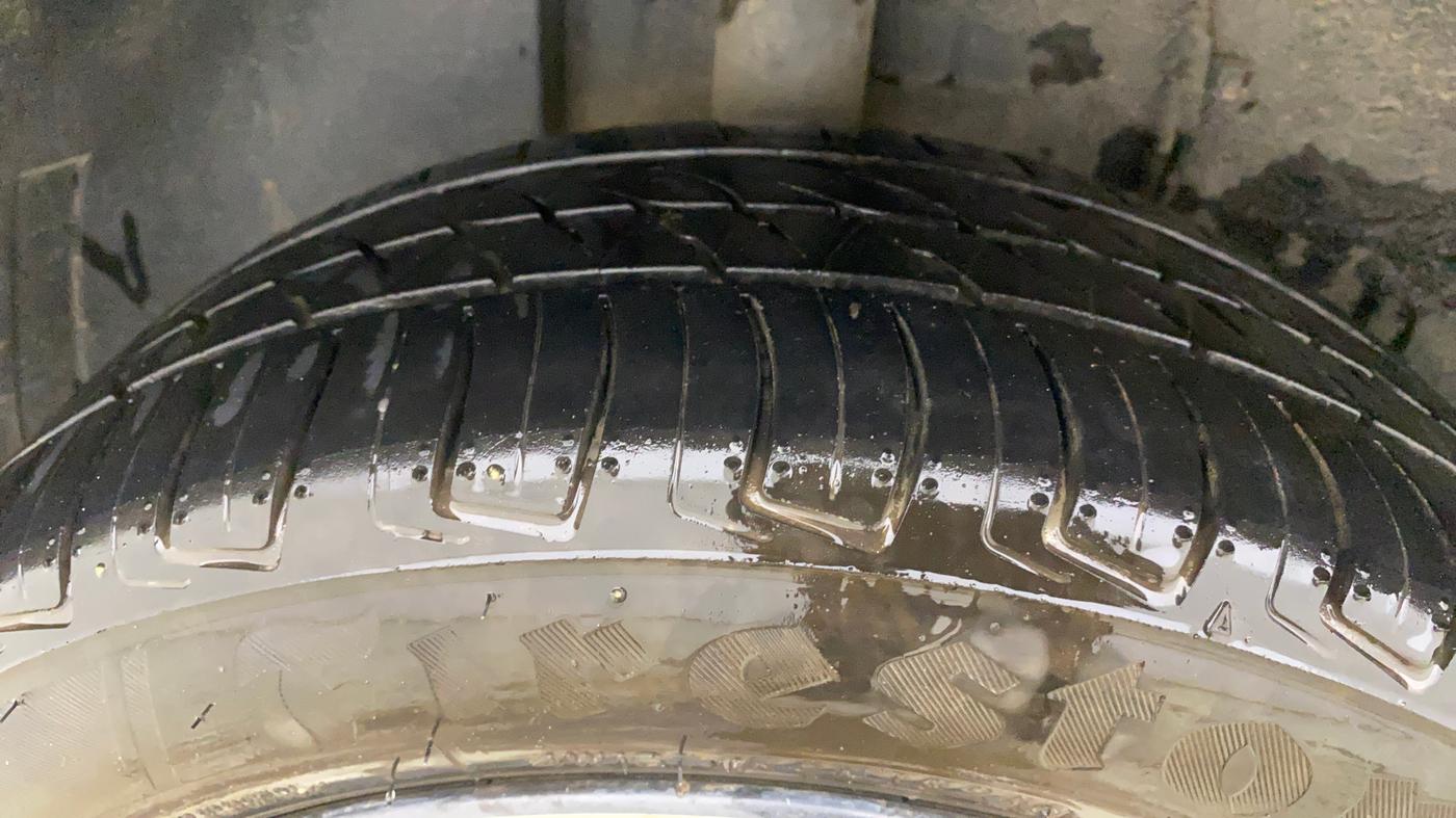 2020 Tata ALTROZ XZ PETROL, Petrol, Manual, 84,233 km, Right Rear Tyre Tread
