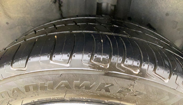 2020 Tata ALTROZ XZ PETROL, Petrol, Manual, 84,233 km, Left Rear Tyre Tread