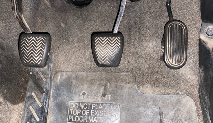 2016 Toyota Innova Crysta 2.4 VX 7 STR, Diesel, Manual, 83,393 km, Pedals