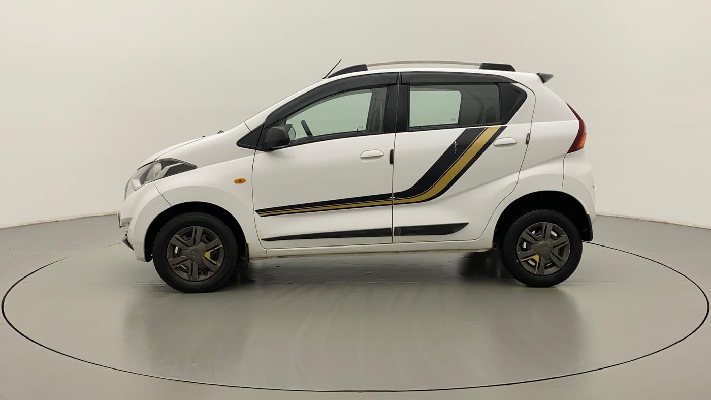 2017 Datsun Redi Go GOLD LIMITED EDITION, Petrol, Manual, 73,805 km, Left Side