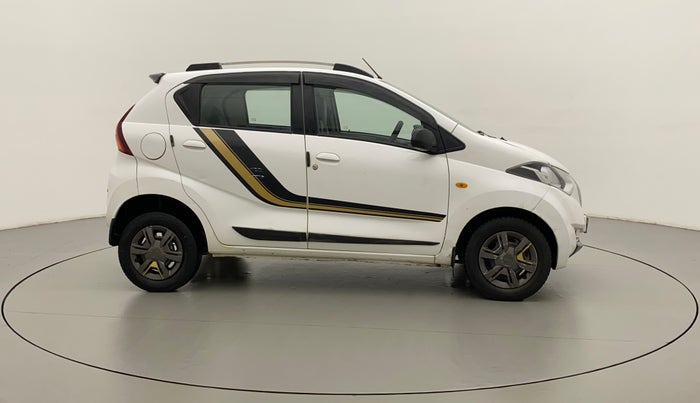2017 Datsun Redi Go GOLD LIMITED EDITION, Petrol, Manual, 73,805 km, Right Side View