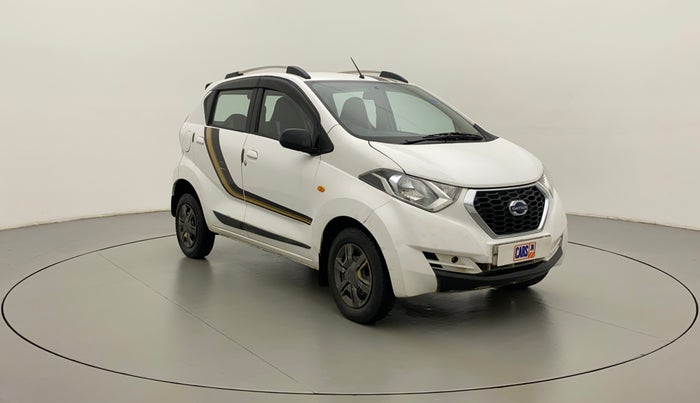 2017 Datsun Redi Go GOLD LIMITED EDITION, Petrol, Manual, 73,805 km, Right Front Diagonal