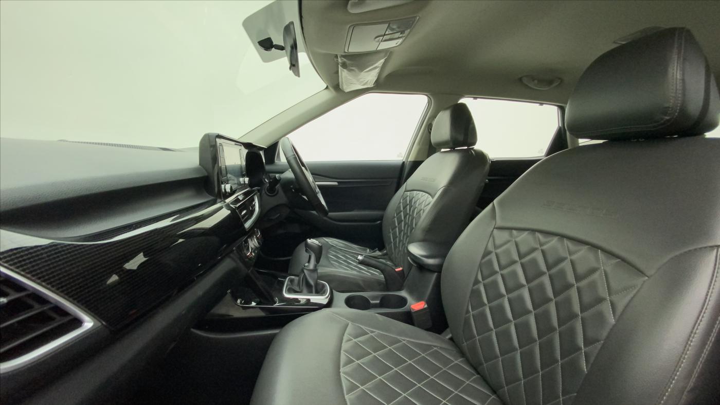 2020 KIA SELTOS HTK PLUS 1.5, Petrol, Manual, 48,577 km, Right Side Front Door Cabin