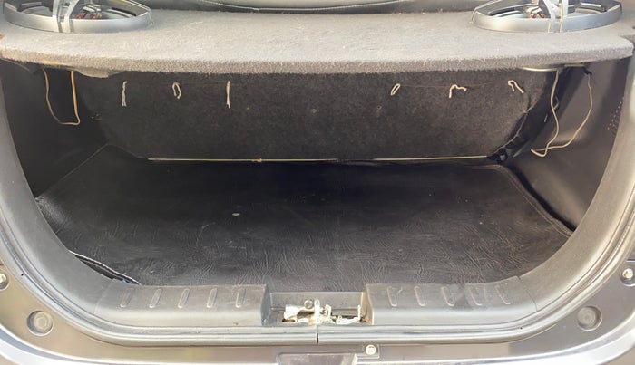 2019 Maruti Alto LXI, Petrol, Manual, 14,663 km, Boot Inside