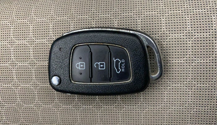 2015 Hyundai Elite i20 SPORTZ 1.2, Petrol, Manual, 68,266 km, Key Close Up