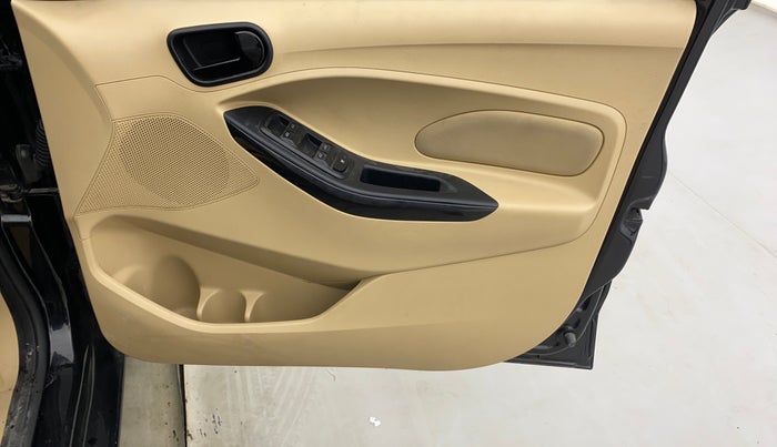 2018 Ford Figo Aspire TITANIUM 1.2 PETROL, Petrol, Manual, 35,945 km, Driver Side Door Panels Control