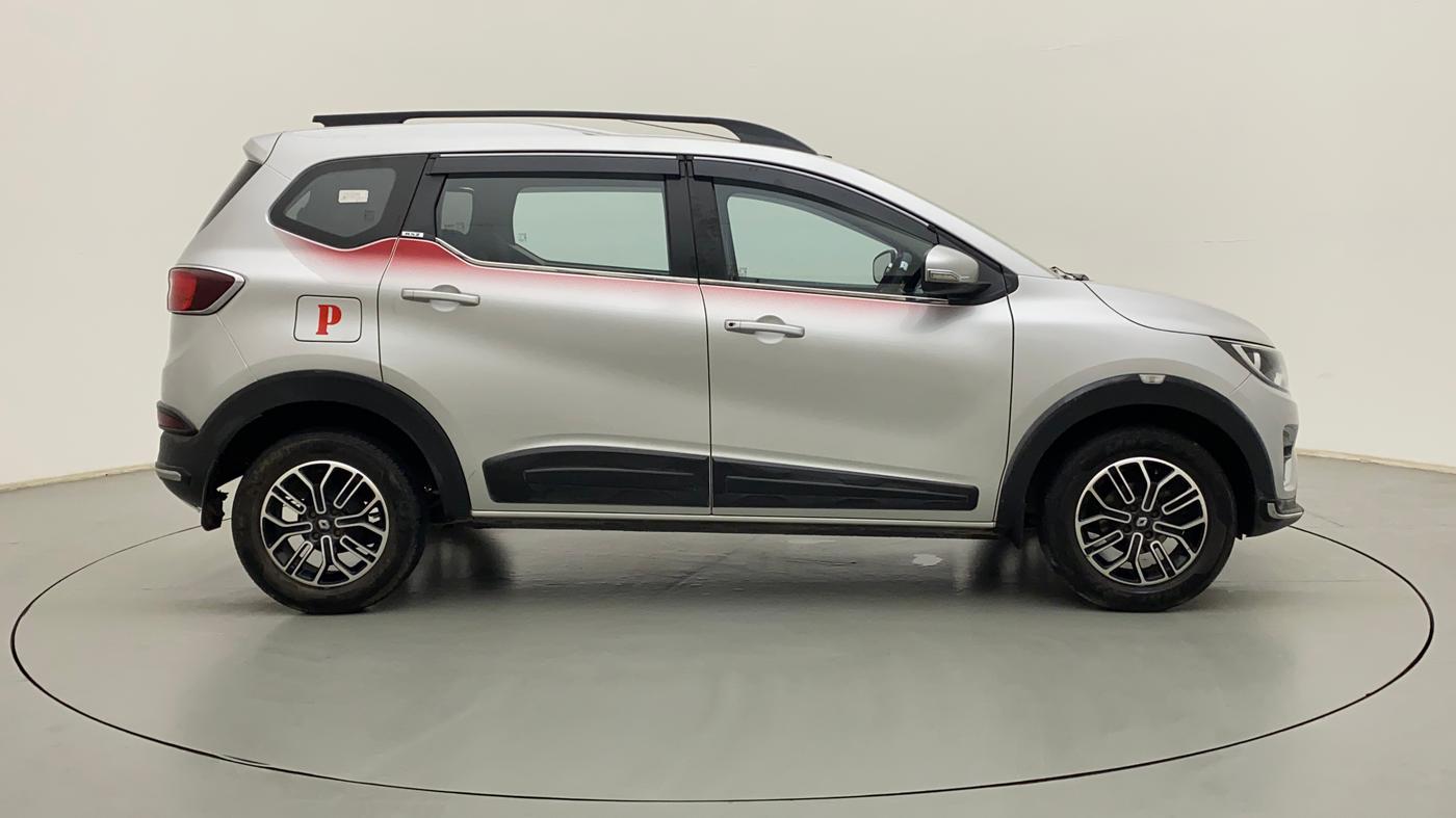 2020 Renault TRIBER RXZ AMT, Petrol, Automatic, 30,123 km, Right Side View