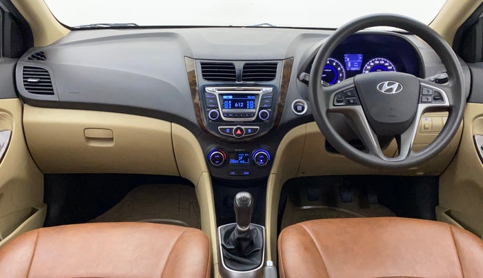 2015 Hyundai Verna FLUIDIC 4S 1.6 VTVT S(O), Petrol, Manual, 43,577 km, Dashboard