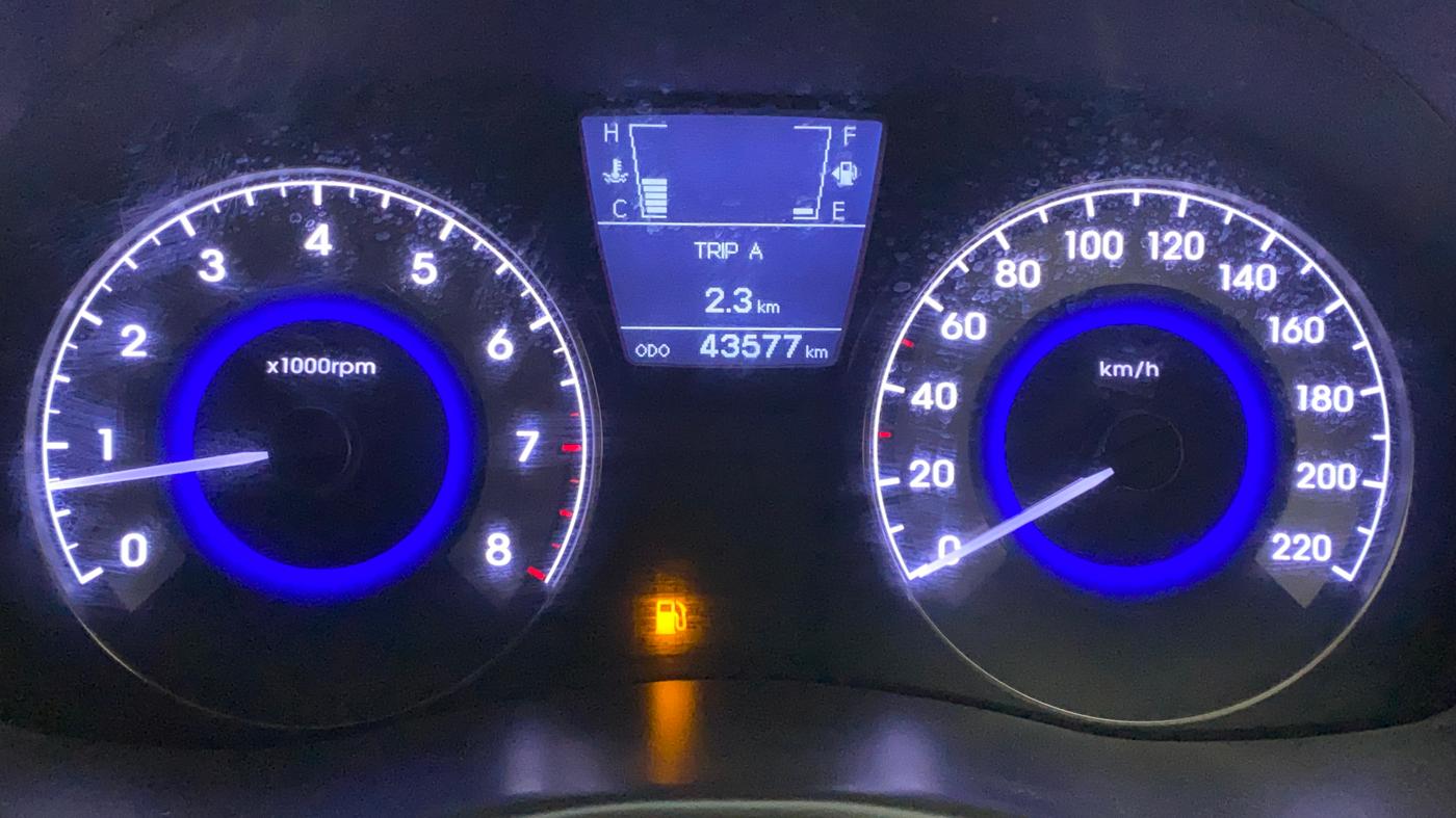 2015 Hyundai Verna FLUIDIC 4S 1.6 VTVT S(O), Petrol, Manual, 43,577 km, Odometer Image