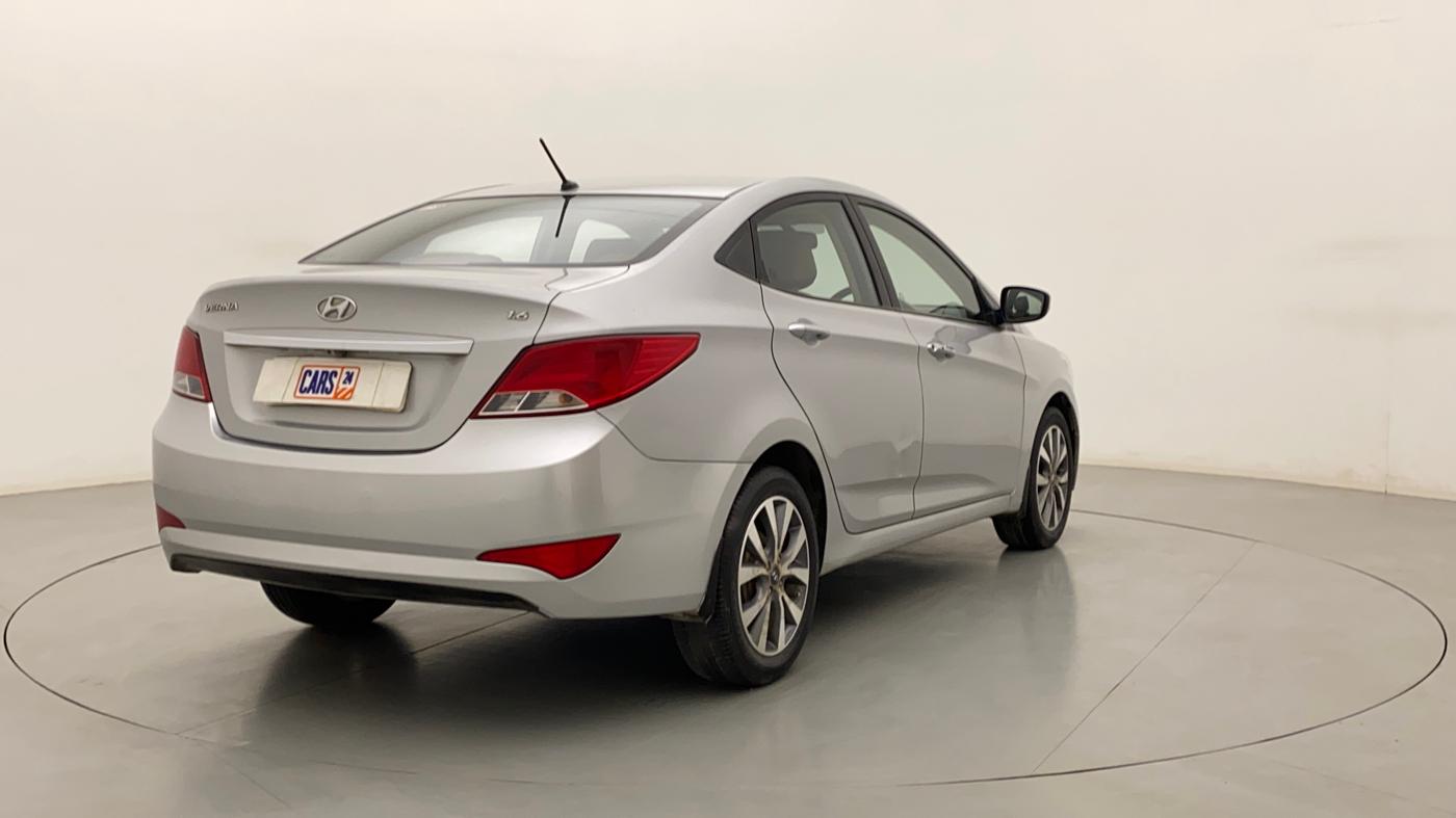 2015 Hyundai Verna FLUIDIC 4S 1.6 VTVT S(O), Petrol, Manual, 43,577 km, Right Back Diagonal
