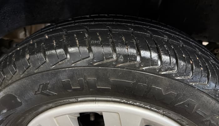 2016 Renault Kwid RXT 0.8, Petrol, Manual, 52,824 km, Left Rear Tyre Tread