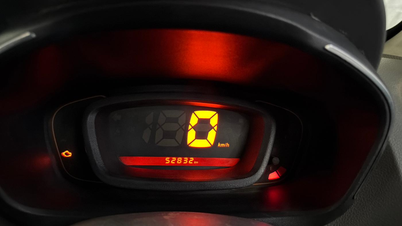 2016 Renault Kwid RXT 0.8, Petrol, Manual, 52,854 km, Odometer Image