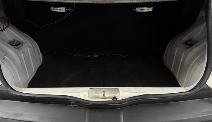 2016 Renault Kwid RXT 0.8, Petrol, Manual, 52,824 km, Boot Inside