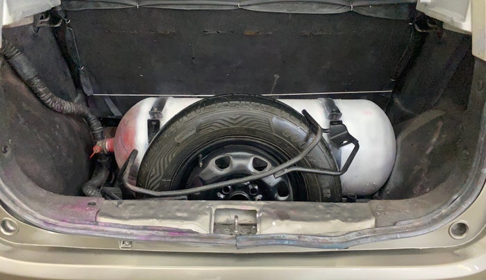 2021 Maruti New Wagon-R LXI CNG (O) 1.0, CNG, Manual, 75,107 km, Boot Inside