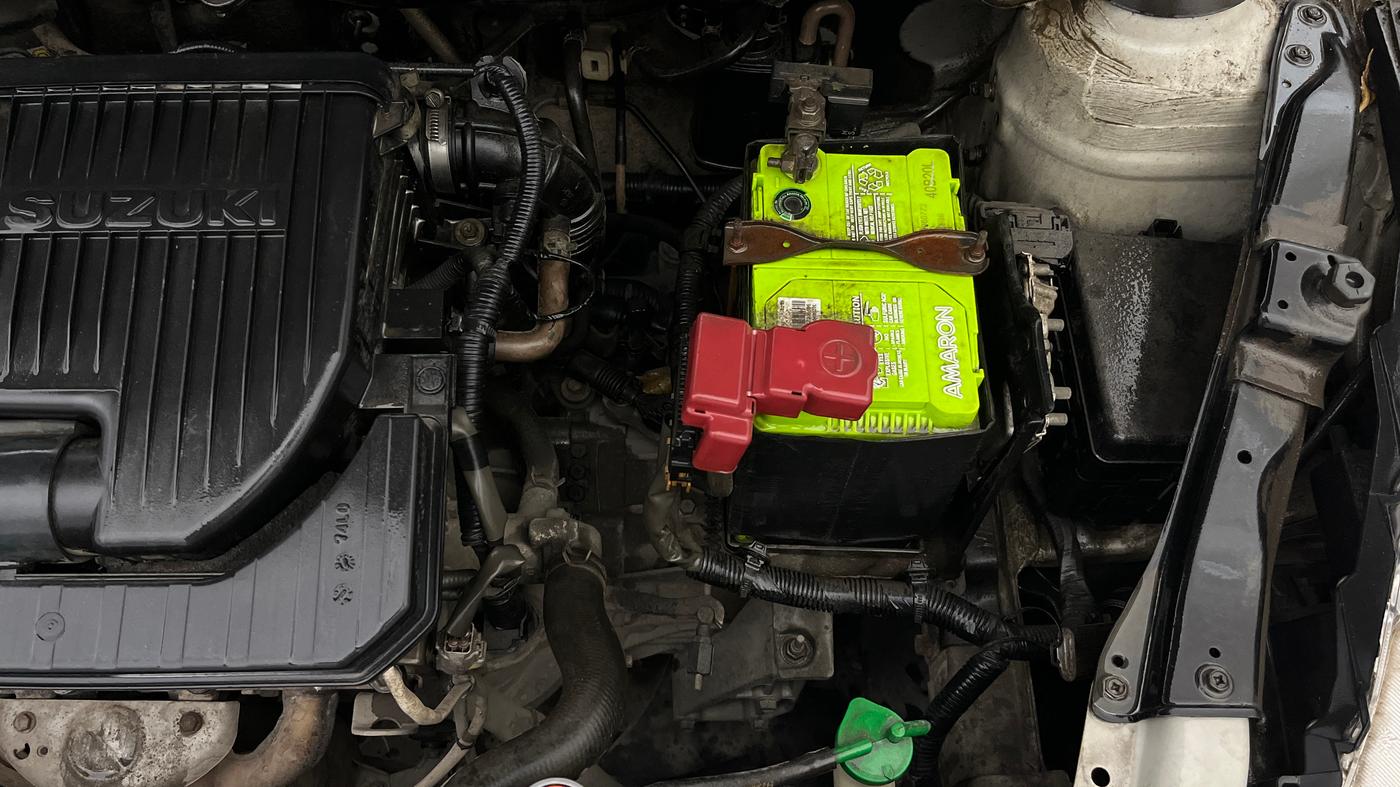 2015 Maruti Swift VXI, Petrol, Manual, 56,206 km, Engine View - Left