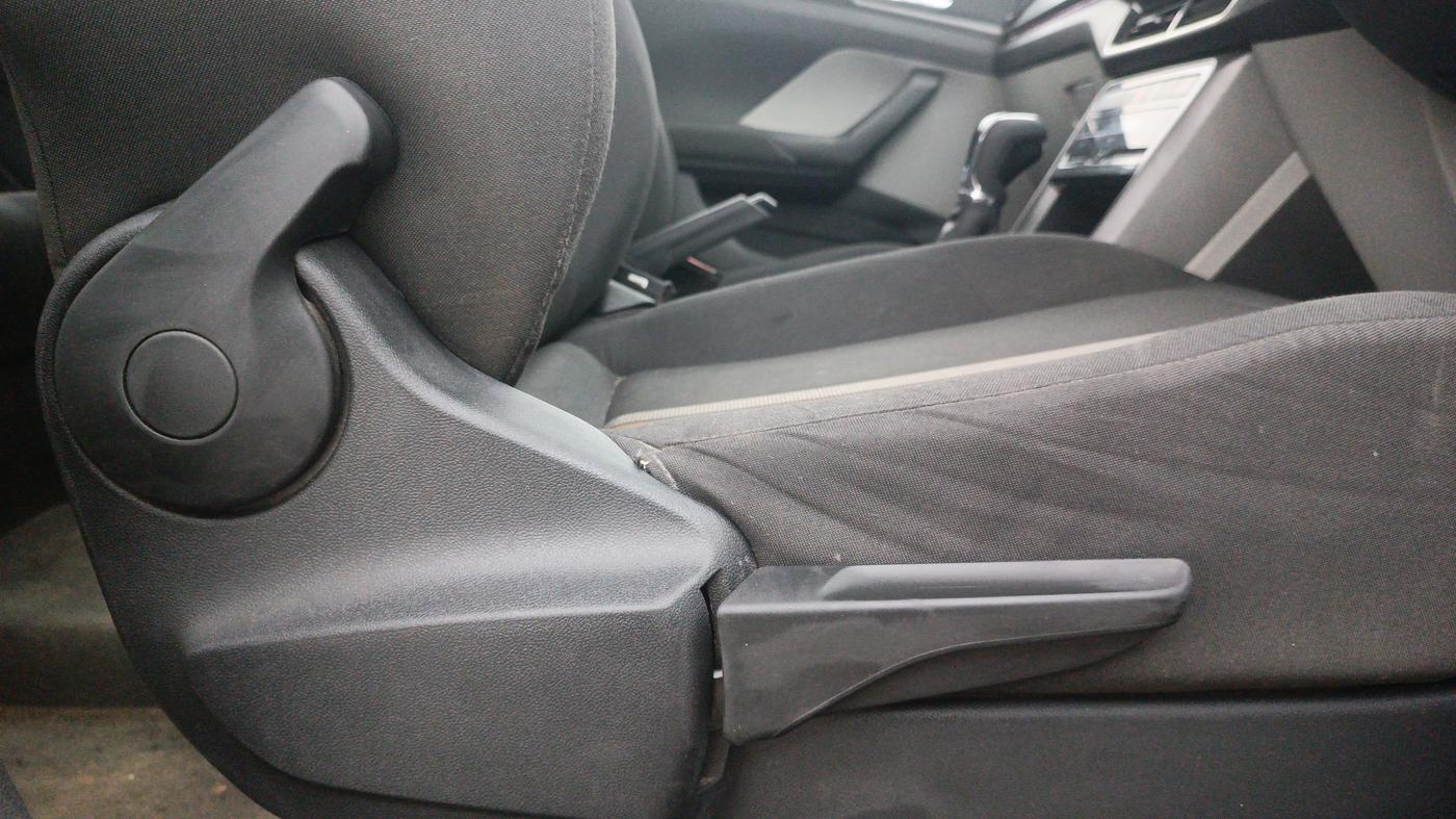 2021 Skoda KUSHAQ AMBITION 1.0L TSI AT, Petrol, Automatic, 70,775 km, Driver Side Adjustment Panel
