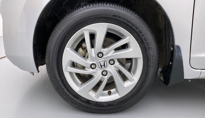 2017 Honda Jazz 1.2 V MT, Petrol, Manual, 67,100 km, Left Front Wheel
