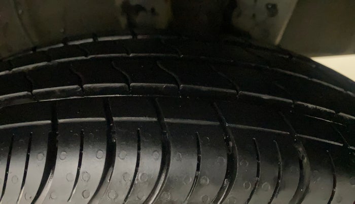 2021 Hyundai GRAND I10 NIOS SPORTZ U2 AMT 1.2 CRDI, Diesel, Automatic, 54,574 km, Left Rear Tyre Tread