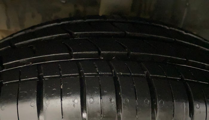 2021 Hyundai GRAND I10 NIOS SPORTZ U2 AMT 1.2 CRDI, Diesel, Automatic, 54,574 km, Right Rear Tyre Tread