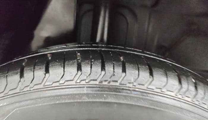 2022 Tata PUNCH ADVENTURE MT, Petrol, Manual, 61,392 km, Right Rear Tyre Tread