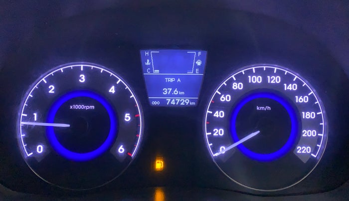 2013 Hyundai Verna FLUIDIC 1.6 SX CRDI, Diesel, Manual, 75,381 km, Odometer Image