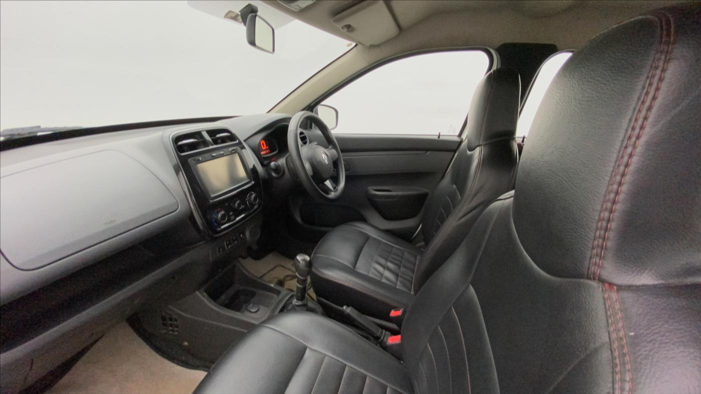 2017 Renault Kwid RXT 0.8 (O), Petrol, Manual, 74,874 km, Right Side Front Door Cabin