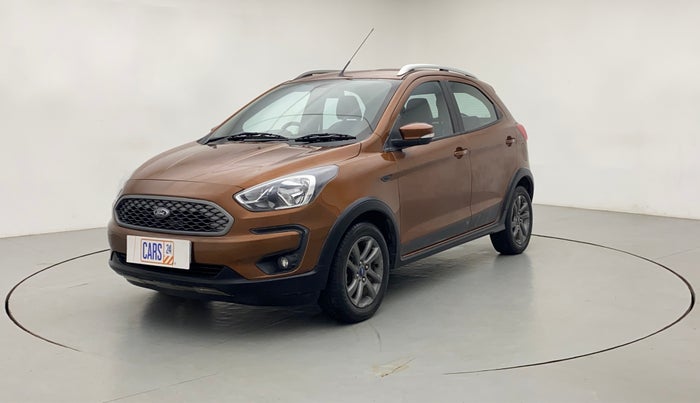 2018 Ford FREESTYLE TITANIUM 1.2 TI-VCT MT, Petrol, Manual, 31,880 km, Left Front Diagonal (45- Degree) View
