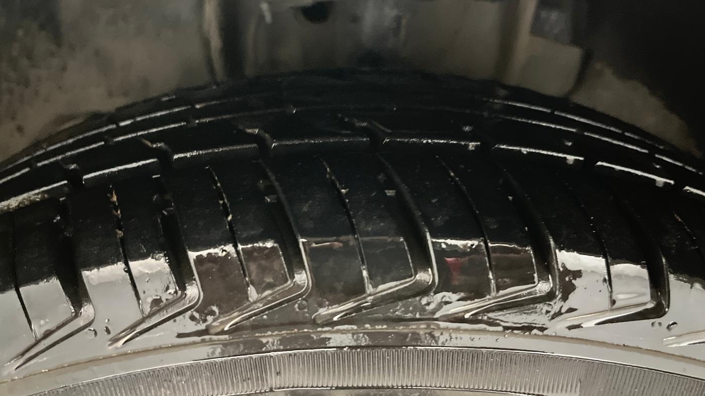 2016 Tata Tiago XM PETROL, Petrol, Manual, 36,660 km, Left Front Tyre Tread