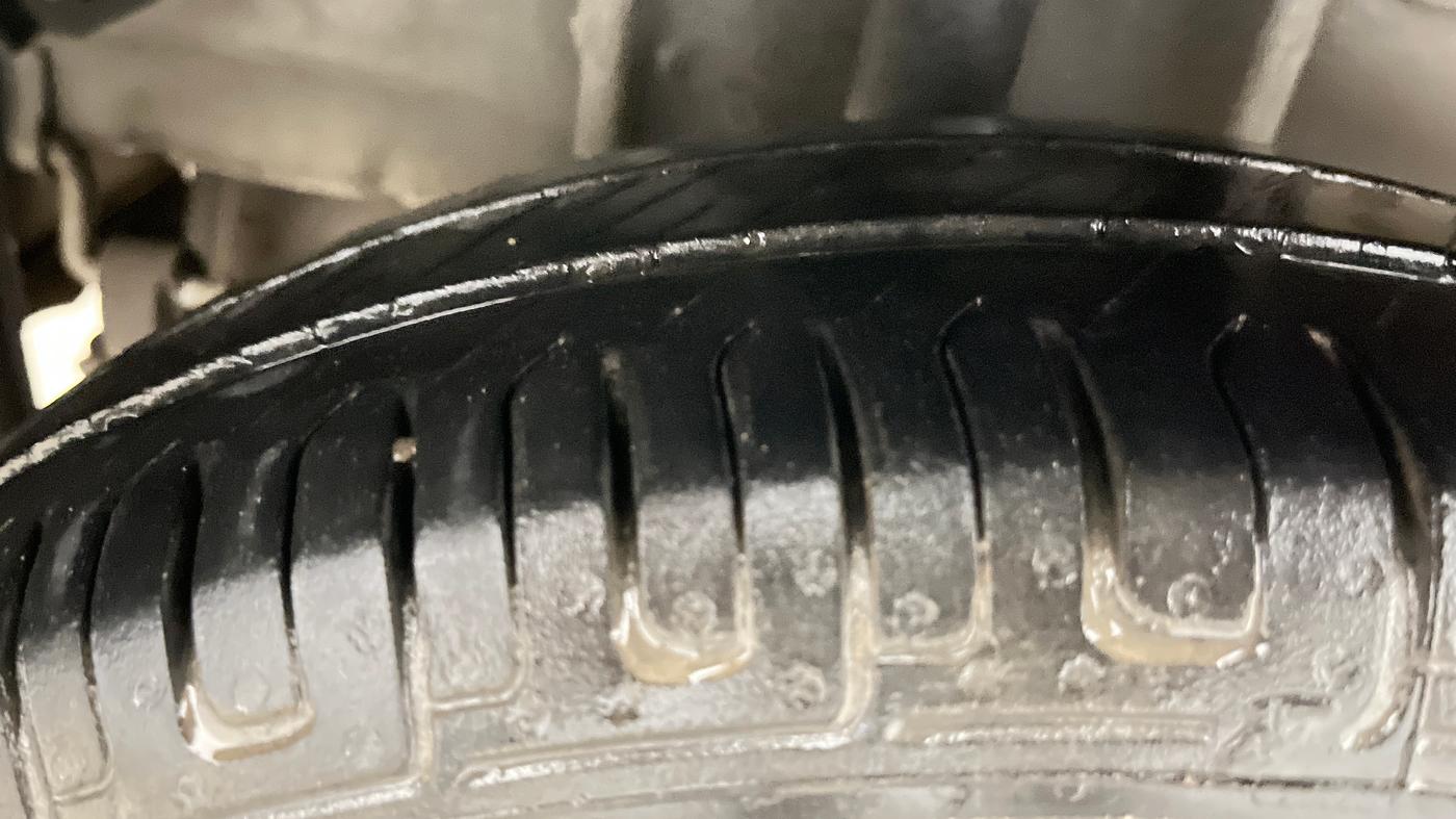 2016 Tata Tiago XM PETROL, Petrol, Manual, 36,660 km, Right Rear Tyre Tread
