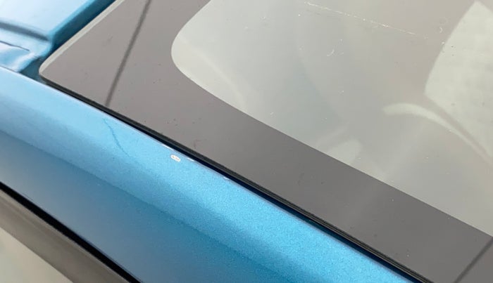 2021 Renault Kwid RXT 1.0 AMT (O), Petrol, Automatic, 32,748 km, Right A pillar - Minor scratches