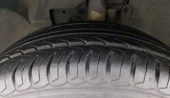 2019 Ford Ecosport AMBIENTE 1.5L DIESEL, Diesel, Manual, 63,252 km, Left Front Tyre Tread