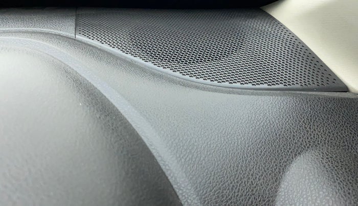 2018 Renault Kwid CLIMBER 1.0 AMT, Petrol, Automatic, 59,869 km, Speaker