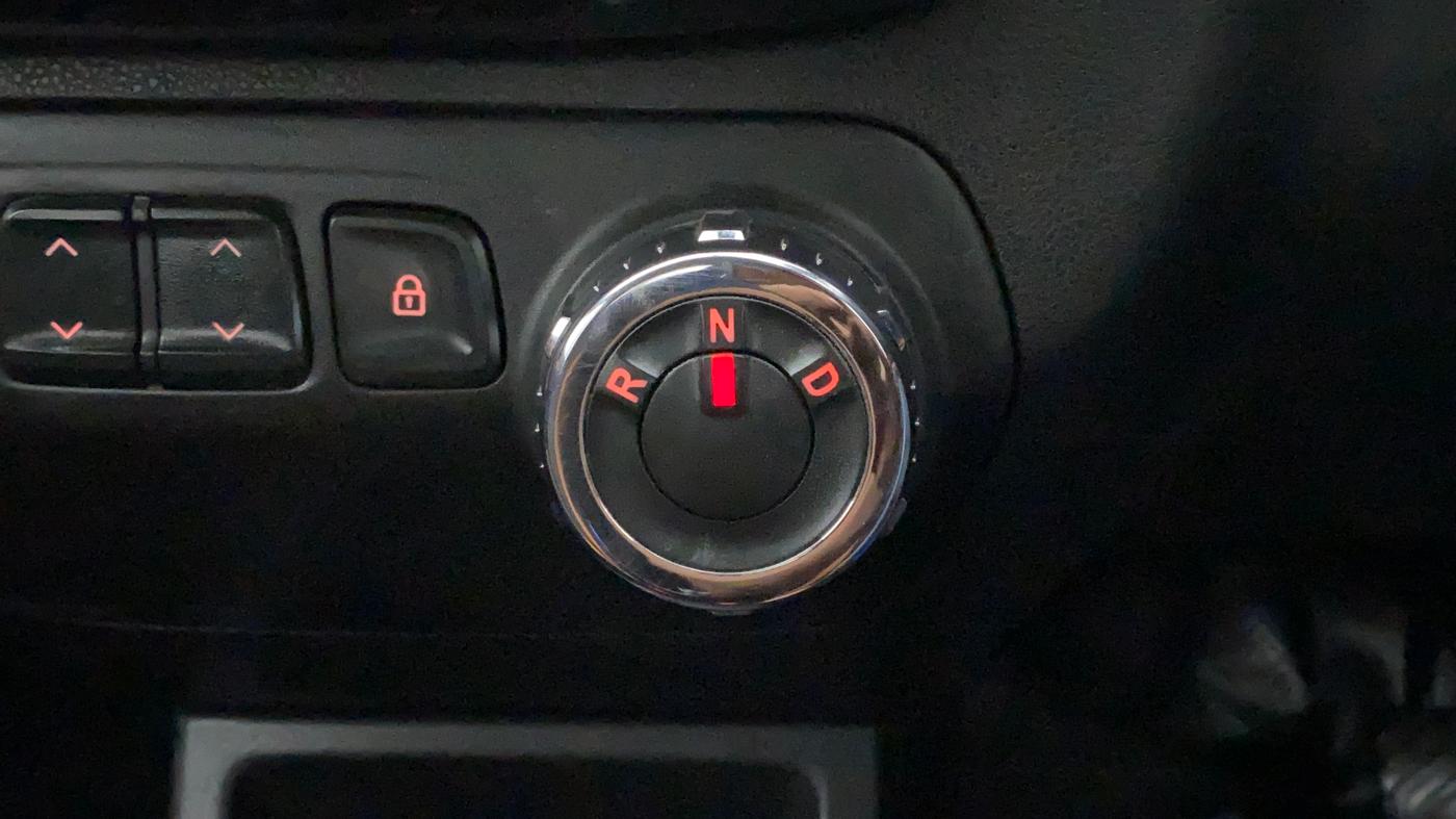 2018 Renault Kwid CLIMBER 1.0 AMT, Petrol, Automatic, 59,869 km, Gear Lever