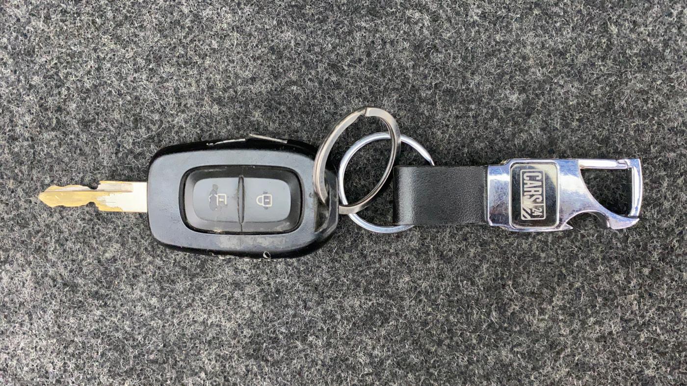 2018 Renault Kwid CLIMBER 1.0 AMT, Petrol, Automatic, 59,869 km, Key Close Up