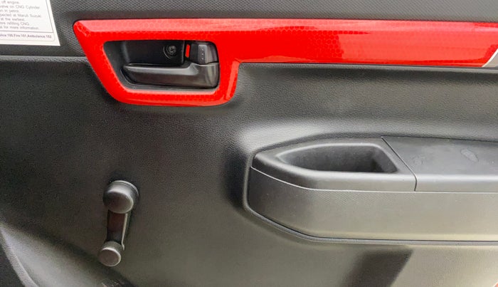 2021 Maruti S PRESSO LXI CNG, CNG, Manual, 43,572 km, Driver Side Door Panels Control