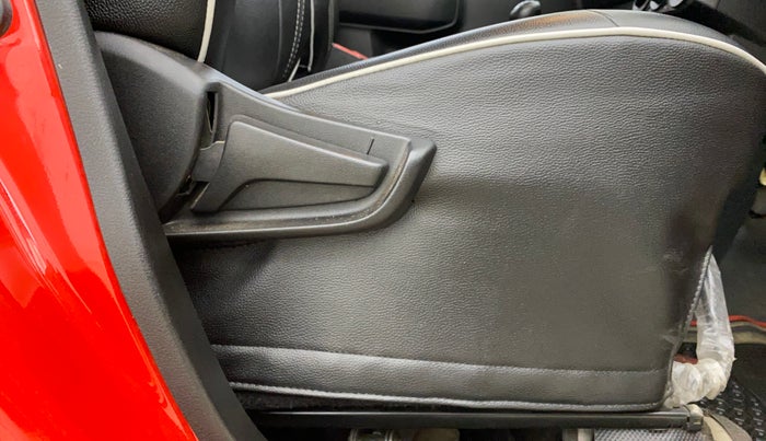 2021 Maruti S PRESSO LXI CNG, CNG, Manual, 43,572 km, Driver Side Adjustment Panel