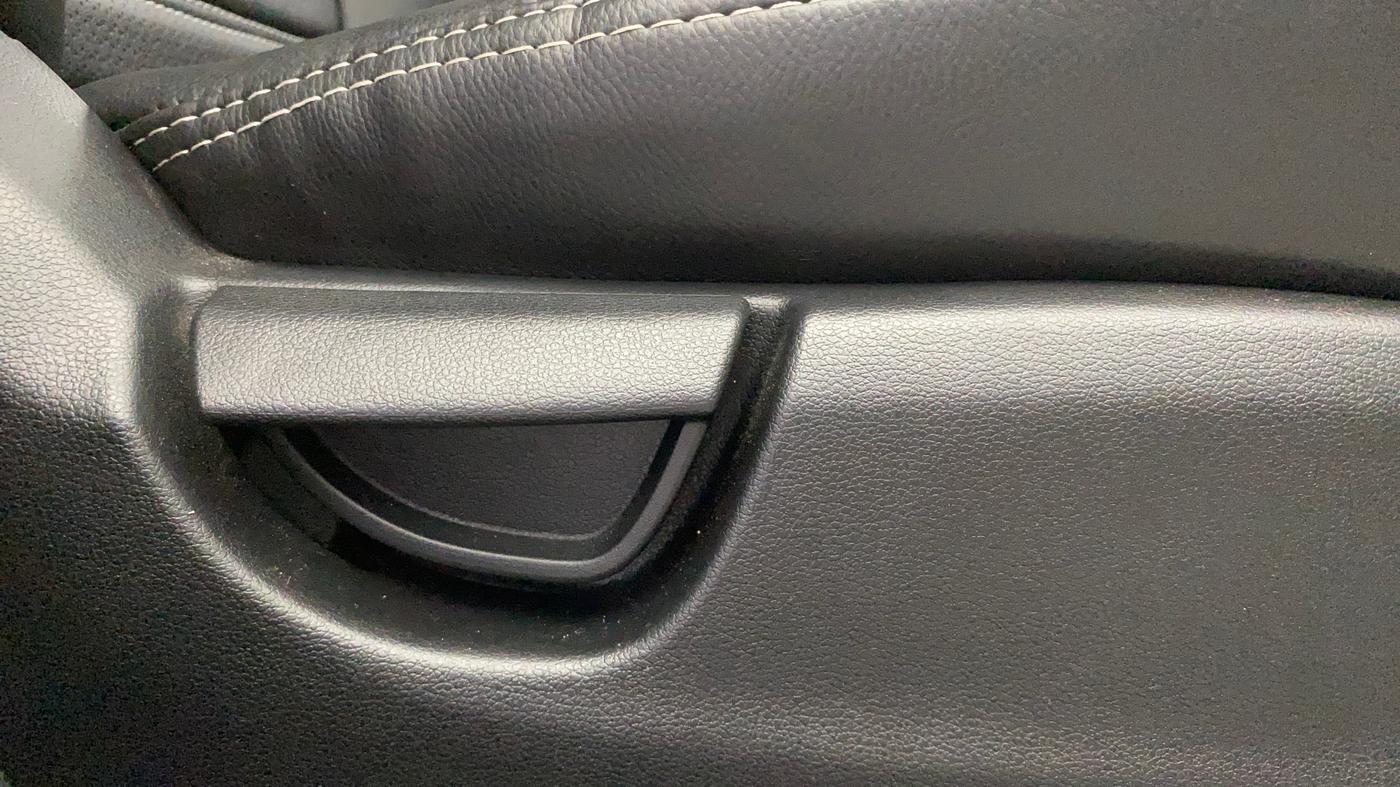 2021 Hyundai NEW SANTRO MAGNA AMT, Petrol, Automatic, 18,229 km, Driver Side Adjustment Panel