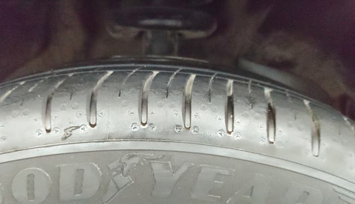 2021 MG HECTOR SHARP 1.5 PETROL CVT, Petrol, Automatic, 43,365 km, Right Front Tyre Tread