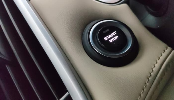 2021 MG HECTOR SHARP 1.5 PETROL CVT, Petrol, Automatic, 43,365 km, Keyless Start/ Stop Button